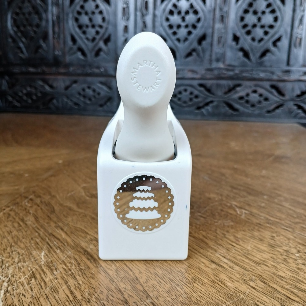 Martha Stewart‎ Paper Punch Wedding Birthday Cake Scrapbooking Crafts 1"